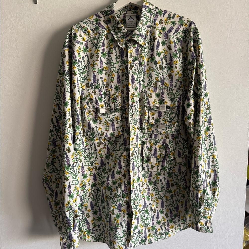 Nike ACG ‘Snowgrass’ Multicolor Floral Men's Casual Shirt